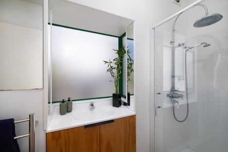 Photo of property in 121 Tasman Street, Nelson, 7010