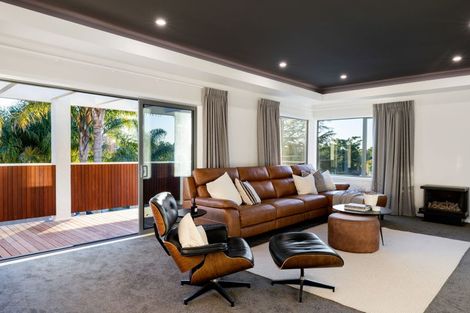 Photo of property in 1 Woodstock Road, Fairfield, Hamilton, 3214