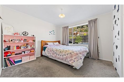 Photo of property in 61 Landsdowne Terrace, Cashmere, Christchurch, 8022