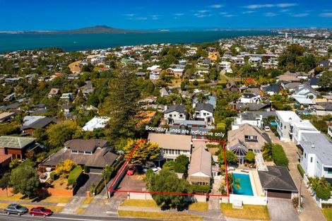 Photo of property in 7 Aberdeen Road, Castor Bay, Auckland, 0620