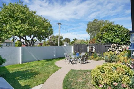 Photo of property in 69 Bentley Street, Russley, Christchurch, 8042