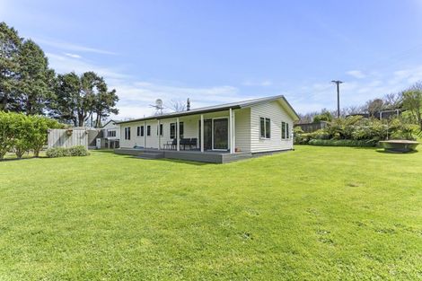 Photo of property in 489a Barrett Road, Omata, New Plymouth, 4374