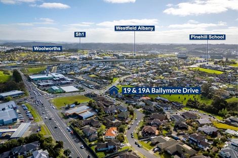 Photo of property in 142 Oaktree Avenue, Browns Bay, Auckland, 0630