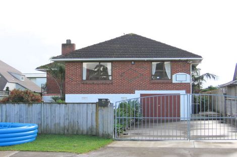 Photo of property in 13a Waller Avenue, Bucklands Beach, Auckland, 2012