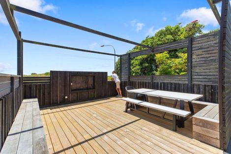 Photo of property in 728 Papamoa Beach Road, Papamoa Beach, Papamoa, 3118