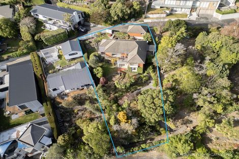 Photo of property in 39 Te Awakura Terrace, Mount Pleasant, Christchurch, 8081