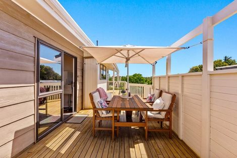 Photo of property in 24 Majesty Place, Half Moon Bay, Auckland, 2012