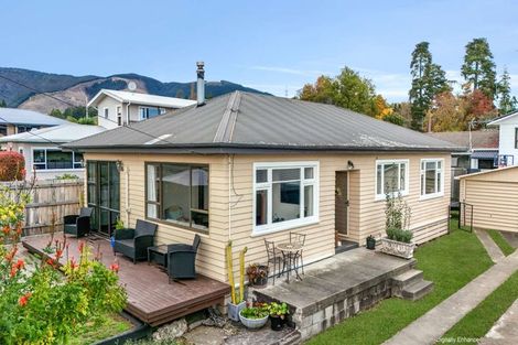 Photo of property in 28 Marsden Road, Stoke, Nelson, 7011