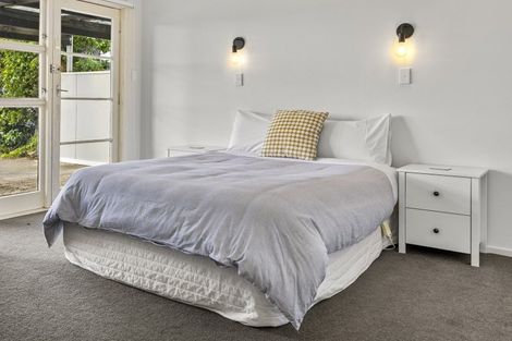 Photo of property in 6 Scenic Heights, Acacia Bay, Taupo, 3330