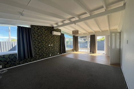 Photo of property in 181 Palmers Road, New Brighton, Christchurch, 8083