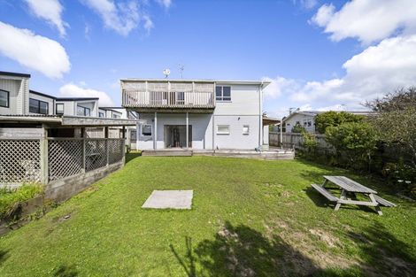 Photo of property in 45 Bodi Place, Te Atatu South, Auckland, 0610