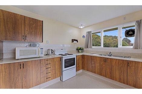 Photo of property in 1 Shaftesbury Street, Avonhead, Christchurch, 8042