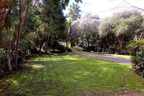 Photo of property in 34 Sandown Road, Rothesay Bay, Auckland, 0630