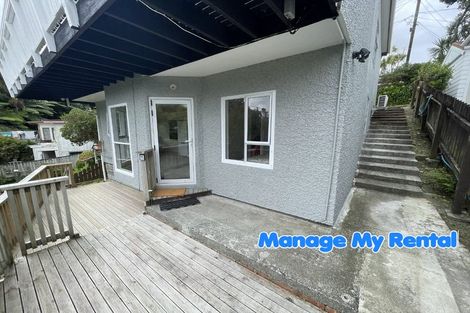 Photo of property in 14 West Road, Northland, Wellington, 6012