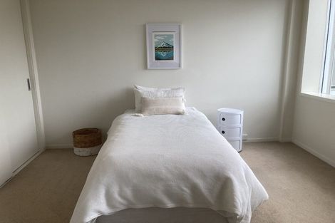 Photo of property in 22 Liardet Apartments, 203/22 Liardet Street, New Plymouth, 4310