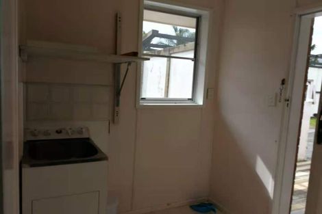 Photo of property in 10 Ware Place, Pakuranga Heights, Auckland, 2010