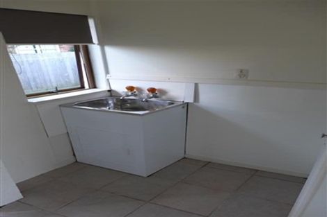 Photo of property in 2/181 Ti Rakau Drive, Pakuranga Heights, Auckland, 2010