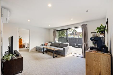 Photo of property in 2/19 Tensing Place, Sockburn, Christchurch, 8042