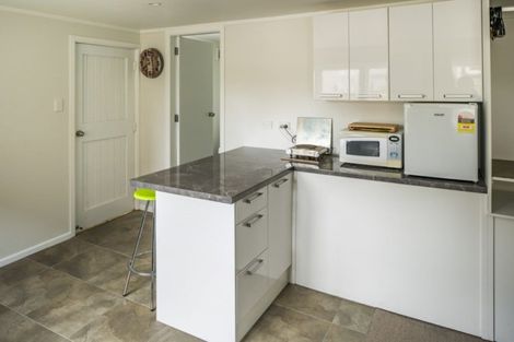 Photo of property in 4 Bell Street, Tawa, Wellington, 5028