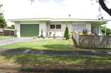 Photo of property in 41 Landscape Road, Pukekohe, 2120
