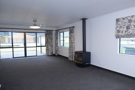 Photo of property in 7/5 Court Road, Tawa, Wellington, 5028