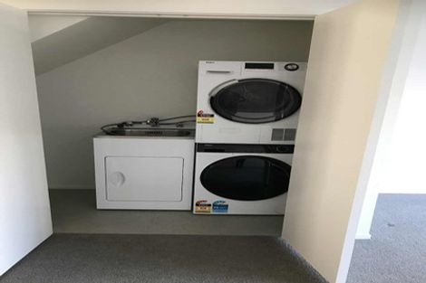 Photo of property in 11b Cuba Street, Petone, Lower Hutt, 5012