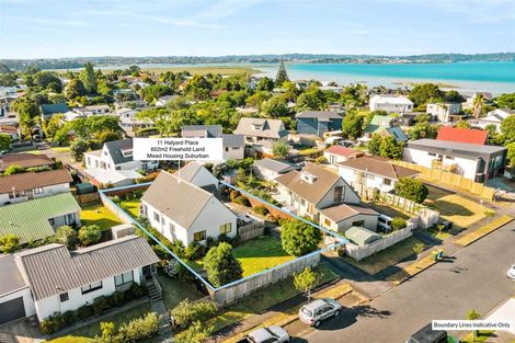 Photo of property in 11 Halyard Place, Te Atatu Peninsula, Auckland, 0610