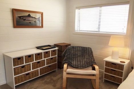 Photo of property in 174 Lakeside Drive, Orewa, 0931