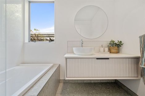 Photo of property in 12a Westburn Terrace, Burnside, Christchurch, 8041