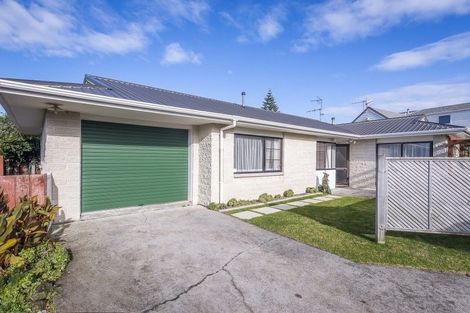 Photo of property in 46 Bluegum Road, Paraparaumu Beach, Paraparaumu, 5032