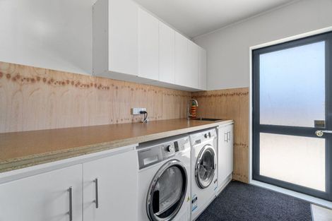 Photo of property in 9 Farnborough Drive, Nawton, Hamilton, 3200