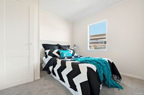 Photo of property in 3 Bundena Place, Clendon Park, Auckland, 2103