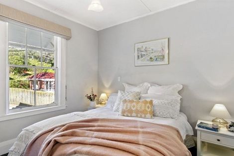 Photo of property in 7 Omar Street, Khandallah, Wellington, 6035