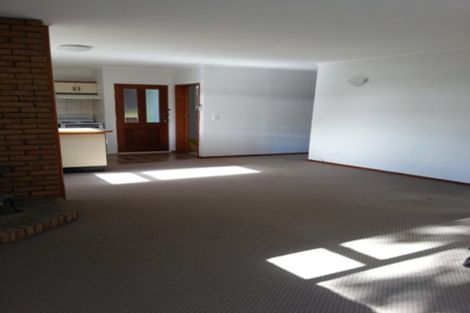 Photo of property in 73 Alexander Avenue, Torbay, Auckland, 0630