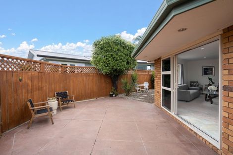 Photo of property in 49 Weld Street, Cambridge, 3434