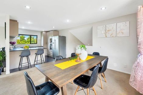 Photo of property in 70d Glengarry Road, Glen Eden, Auckland, 0602
