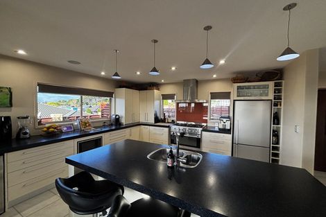 Photo of property in 58 Karamea Street, Whalers Gate, New Plymouth, 4310