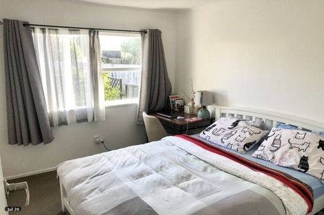 Photo of property in 1/15 Paramu Avenue, Birkdale, Auckland, 0626