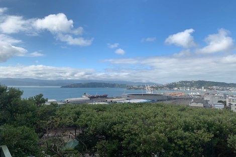 Photo of property in 5 Grosvenor Terrace, Wadestown, Wellington, 6012