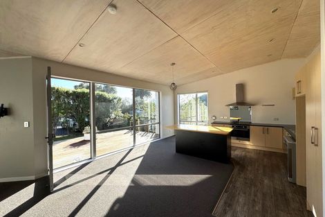 Photo of property in 39a Fairclough Road, Beach Haven, Auckland, 0626