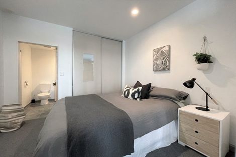Photo of property in Atrium Towers, 5a/154 The Terrace, Wellington Central, Wellington, 6011