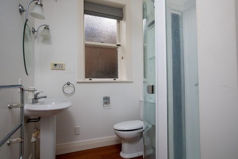 Photo of property in 17u2 Oriental Terrace, Oriental Bay, Wellington, 6011