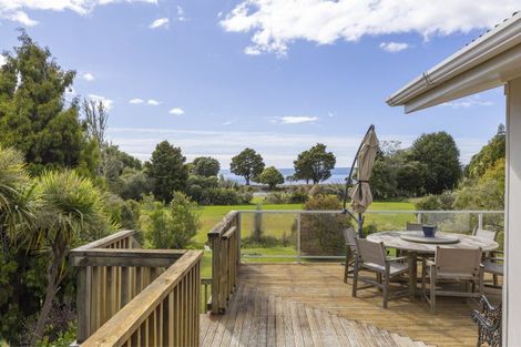 Photo of property in 64 Kaiuru Avenue, Pukawa Bay, Turangi, 3381