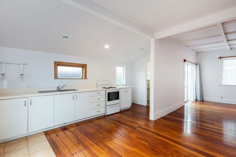 Photo of property in 2/13 Hart Road, Hauraki, Auckland, 0622