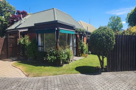 Photo of property in 29 Solway Avenue, Ilam, Christchurch, 8041