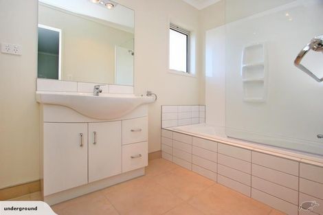 Photo of property in 58 Kenderdine Road, Papatoetoe, Auckland, 2025