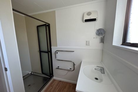 Photo of property in 71 Manuka Crescent, Wanaka, 9305