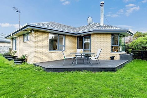 Photo of property in 5 Peel Close, Rolleston, 7614