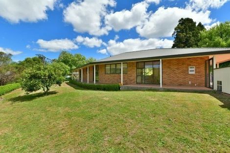 Photo of property in 744 Peak Road, Helensville, 0875