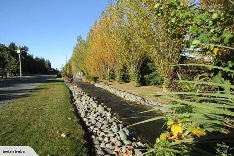 Photo of property in 2 Joshua Place, Helensburgh, Dunedin, 9010